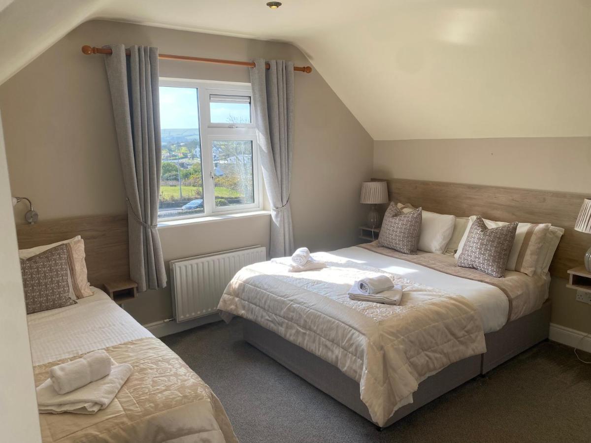 Tower View Hotel Dingle Bagian luar foto