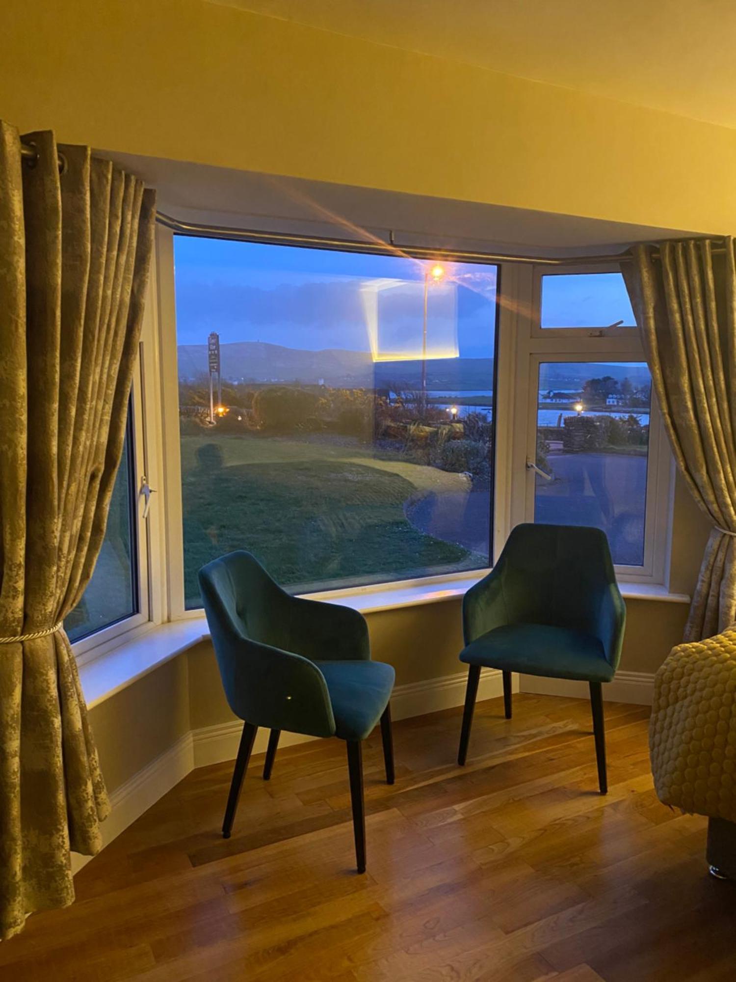 Tower View Hotel Dingle Bagian luar foto