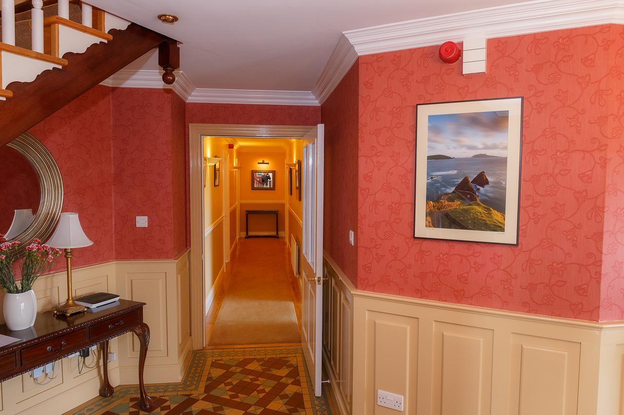 Tower View Hotel Dingle Bagian luar foto